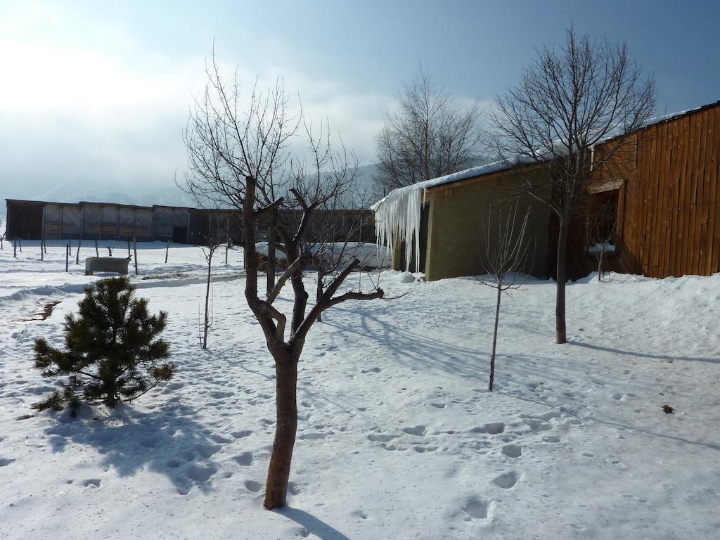 Gite Equisud - Demi-Pension Inclus Les Angles  Exterior foto